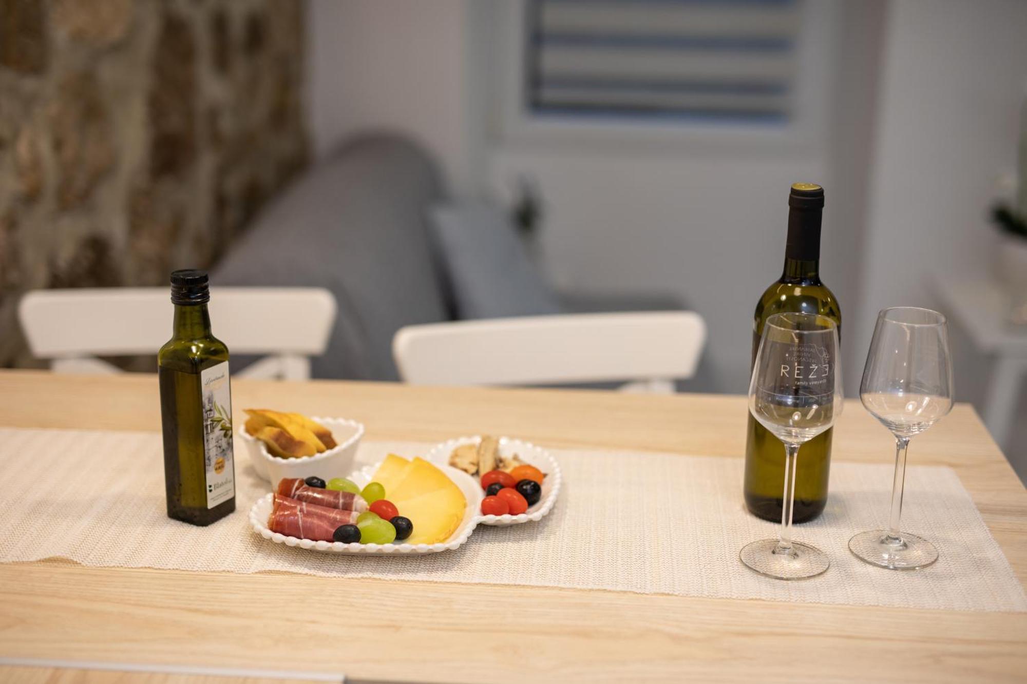Apartment Gaviota Krk คิร์ก ภายนอก รูปภาพ